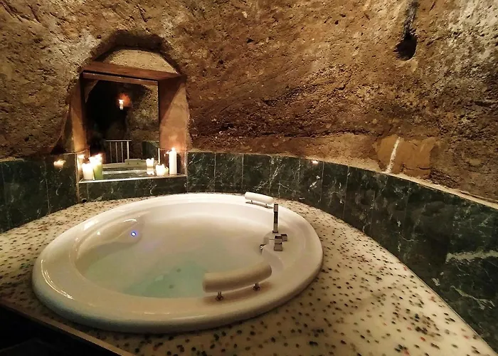 Il Confessionale 4* 카스텔누오보 디 포르토